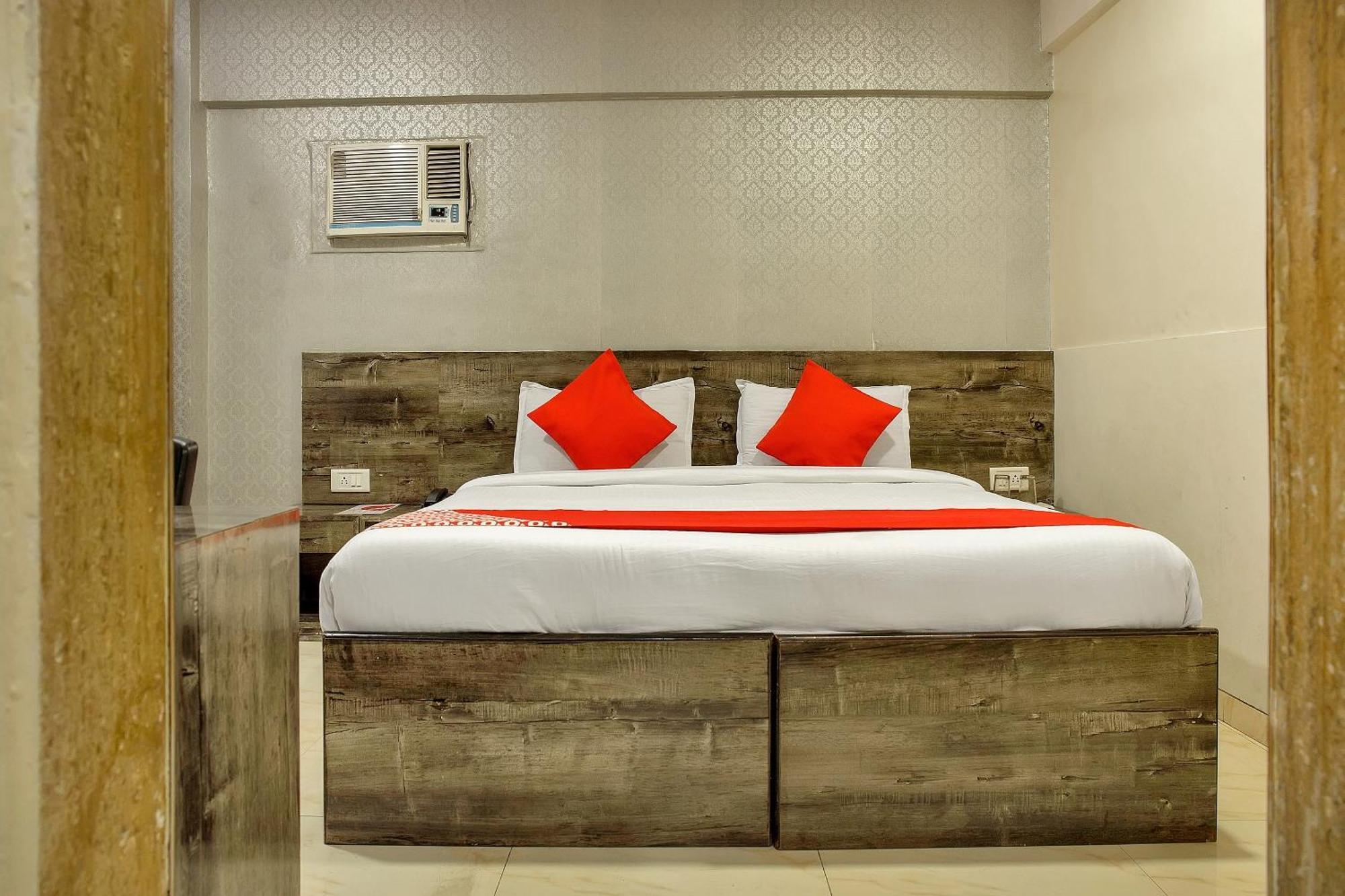 Hotel O Rana Residency Near Western Express Highway Metro Station Mumbai Dış mekan fotoğraf