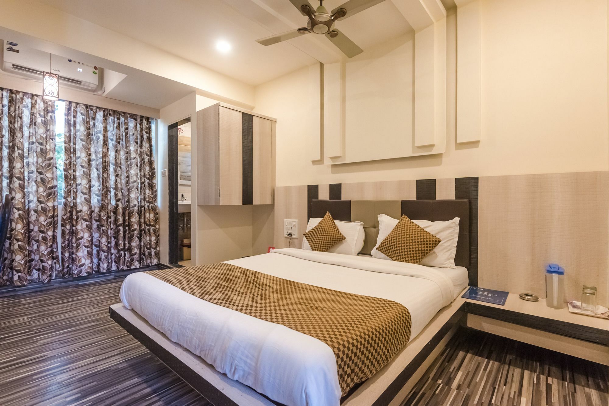 Hotel O Rana Residency Near Western Express Highway Metro Station Mumbai Dış mekan fotoğraf