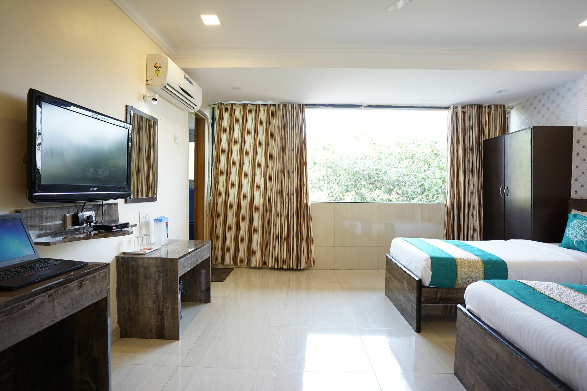 Hotel O Rana Residency Near Western Express Highway Metro Station Mumbai Dış mekan fotoğraf
